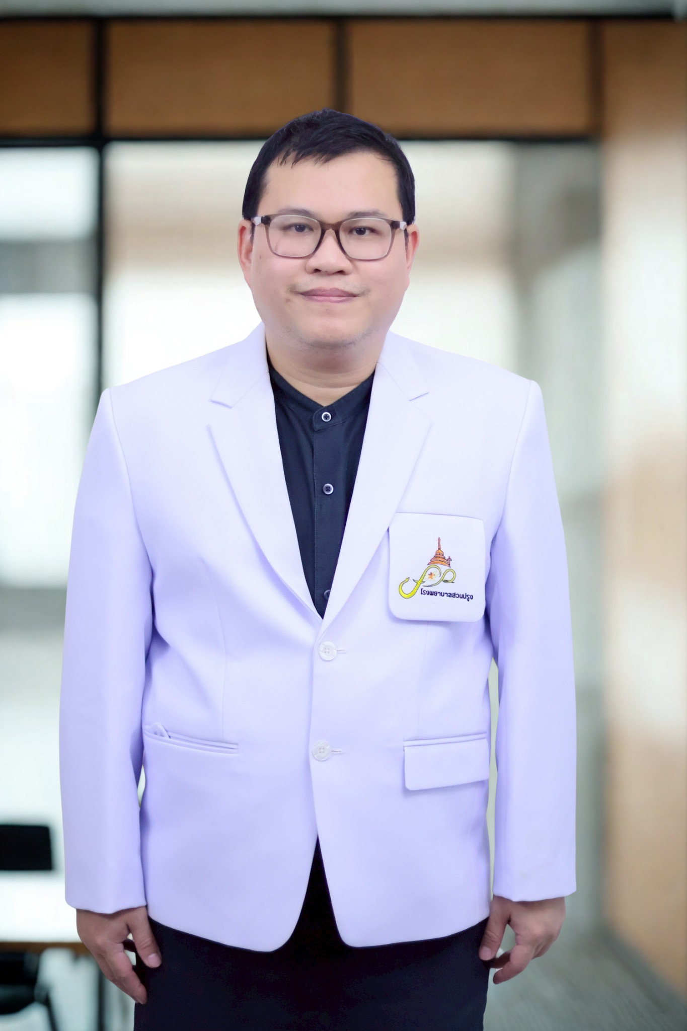 ภาพของนพ.การันตร์  วงศ์ปราการสันติ 