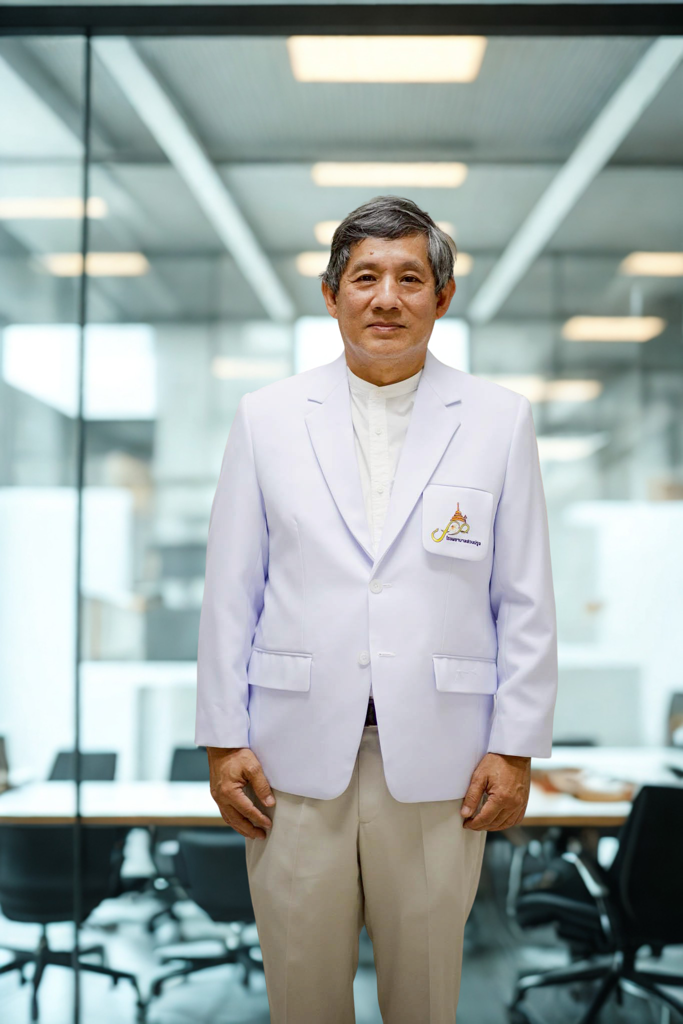ภาพของนพ.ปริทรรศ  ศิลปกิจ 